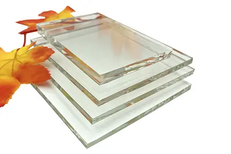 Vysvětlení klíčových bodů a bezpečnostních pokynů pro instalaci bílého skla